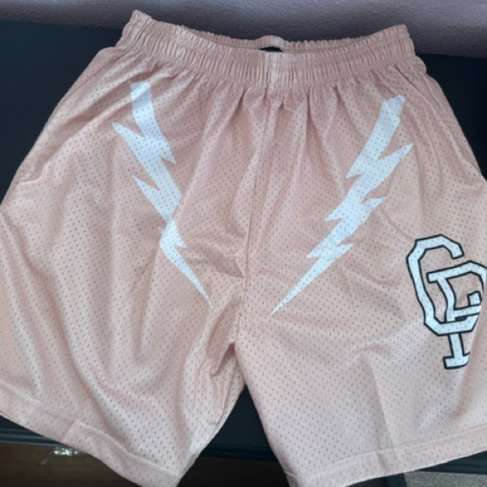 Crisp XL shorts!